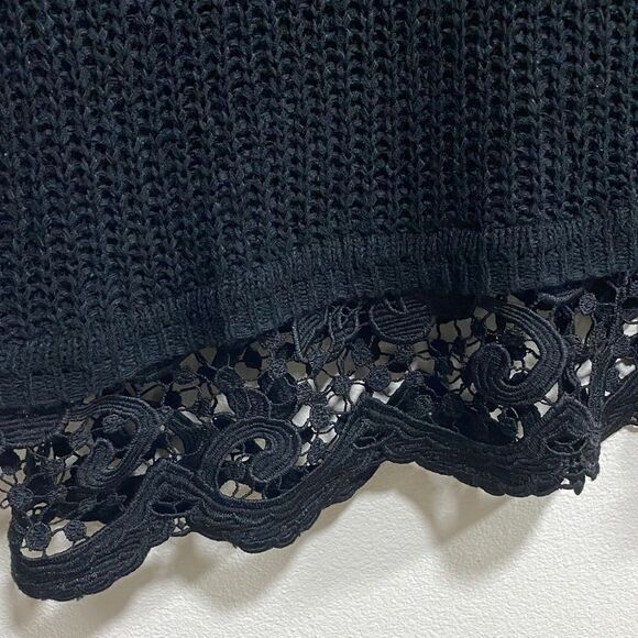 ASTR Black Open Knit Sweater‎ with Lace Hem Size Medium - Picture 7 of 12